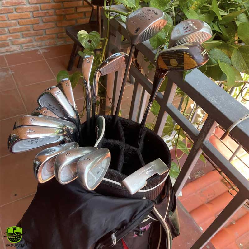 Trọng lượng bộ gậy golf nặng bao nhiêu